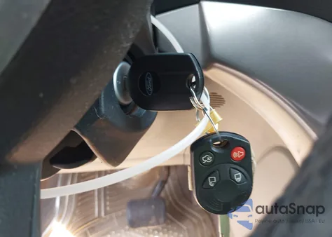 2013 Ford C-Max Hybrid Se z USA, uszkodzony, nr VIN 1FADP5AUXDL518378